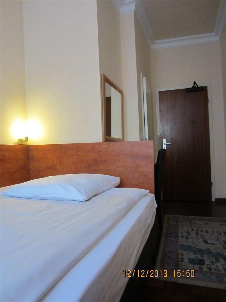 Altstadt Hotel Rheinblick Düsseldorf Exteriör bild